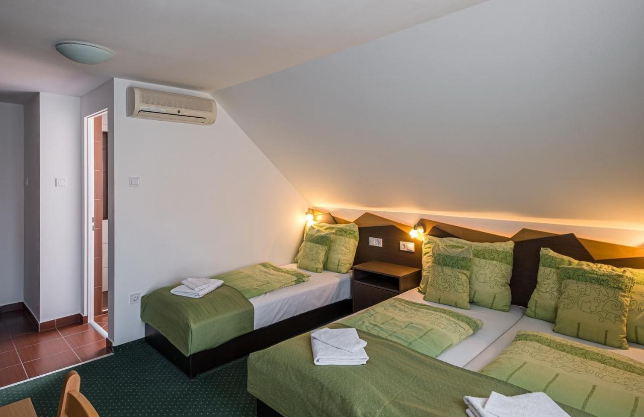 Babi Guesthouse - Babi Vendeghaz Балатонфюред Экстерьер фото