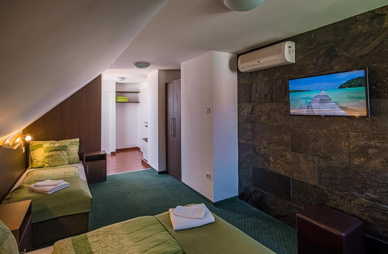 Babi Guesthouse - Babi Vendeghaz Балатонфюред Экстерьер фото