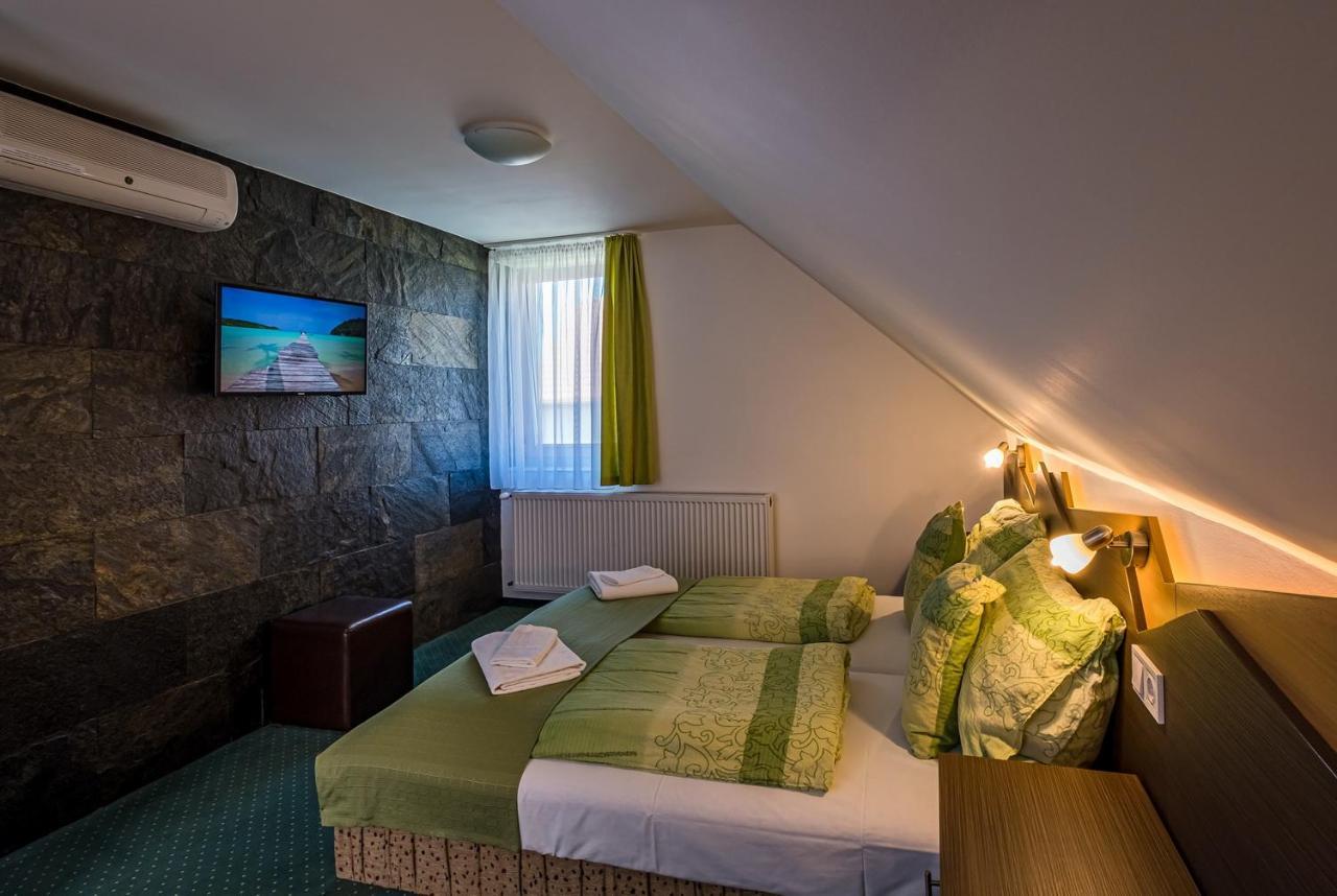 Babi Guesthouse - Babi Vendeghaz Балатонфюред Экстерьер фото