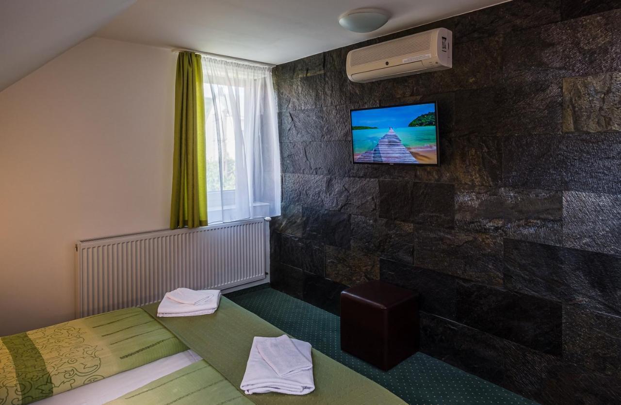 Babi Guesthouse - Babi Vendeghaz Балатонфюред Экстерьер фото