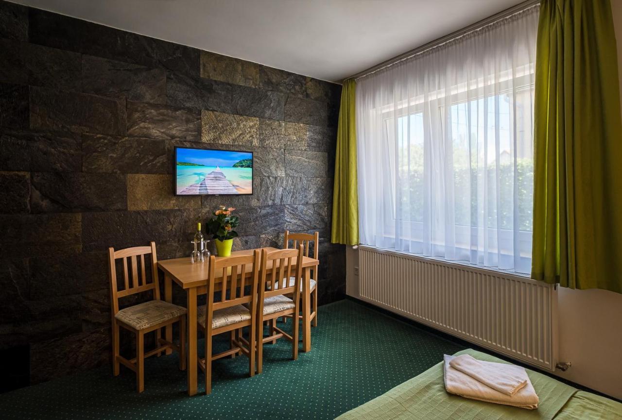 Babi Guesthouse - Babi Vendeghaz Балатонфюред Экстерьер фото
