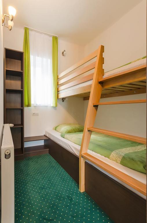 Babi Guesthouse - Babi Vendeghaz Балатонфюред Экстерьер фото